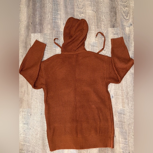 NINE WEST  Hooded Knit ~ Full Zip ~ Sweater.
MEDI/ Rusted chest brown! - Picture 7 of 15